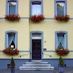 Lindenhof 3* מונשאו