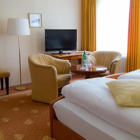 Lindenhof 3* مونشاو