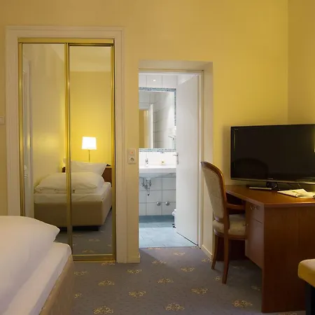 Lindenhof 3*